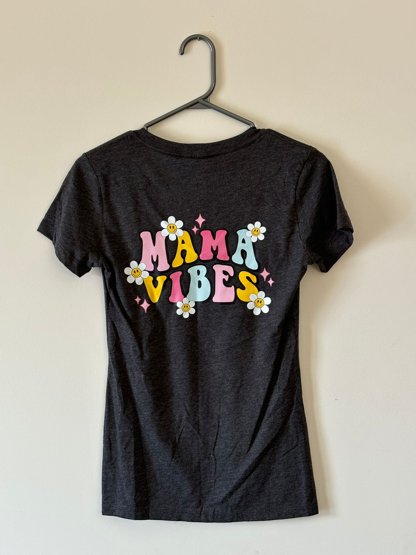 Mama Vibes V Neck